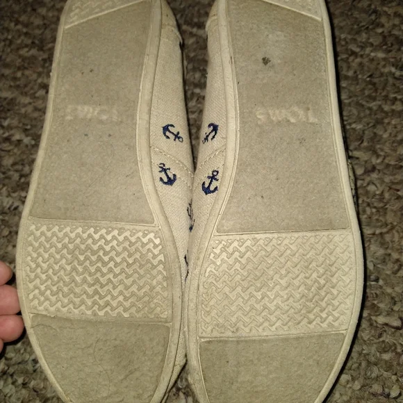 Toms with anchor ⚓ design - Picture 6 of 6